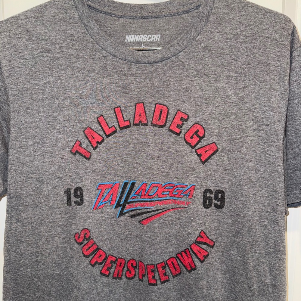 NASCAR Talladega Superspeedway T Shirt Mens L Gray 1969 Racing Graphic Tee